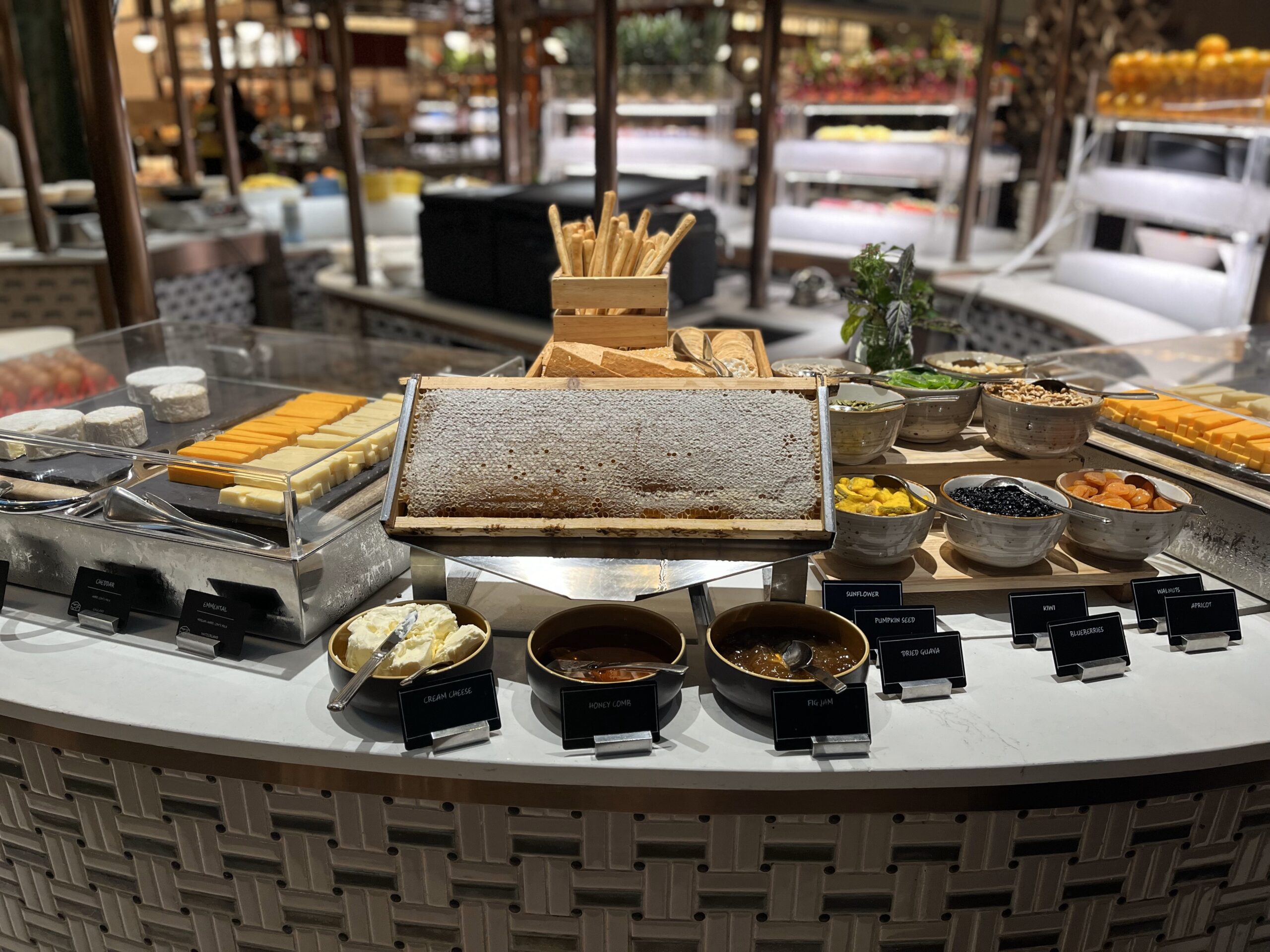 RISE: Epicurean Morning Magic at Marina Bay Sands!